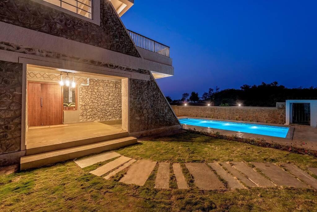 Stone Mansion By Phoenix Stays Igatpuri Exterior photo